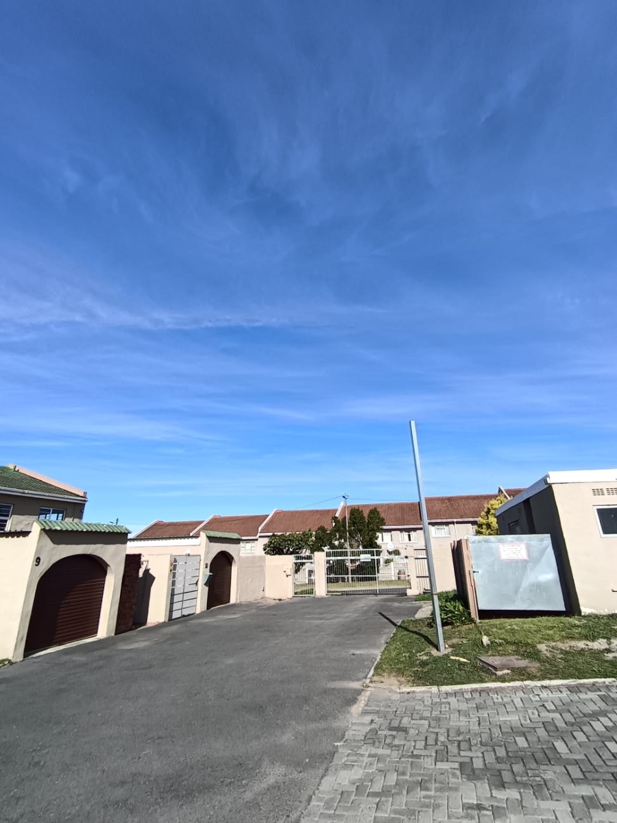 3 Bedroom Property for Sale in Amalinda Eastern Cape